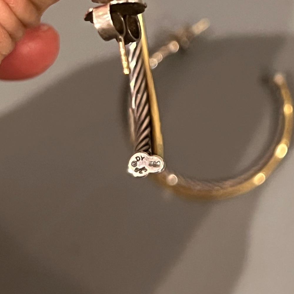 COPY - David Yurman Crossover Hoop Earrings - 18K 925 - 42 mm/1.5 Inches - DY B… - Picture 5 of 6